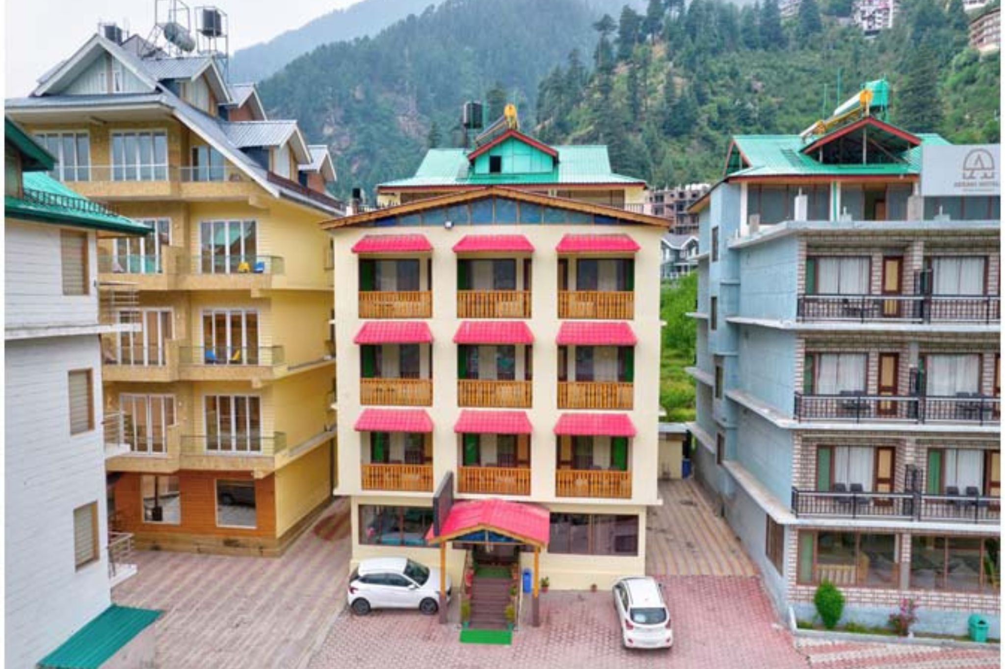 Book Hotel Sunrise Villa Manali Check Review | Photos | Rates